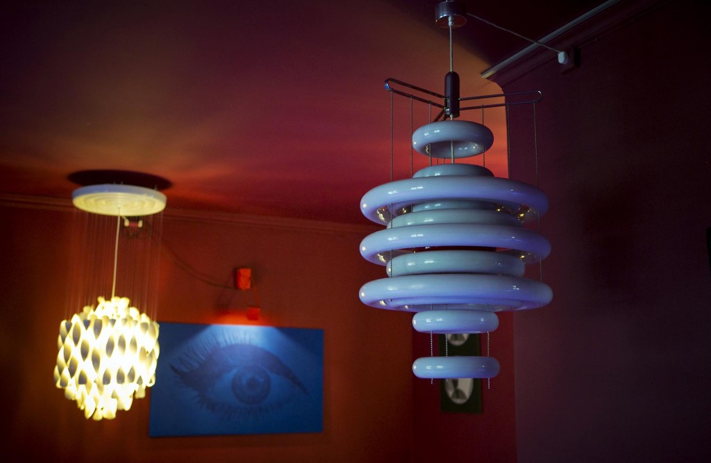 ufo lamp adjusted 001