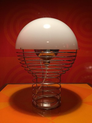 1971 Table Wire lamp
